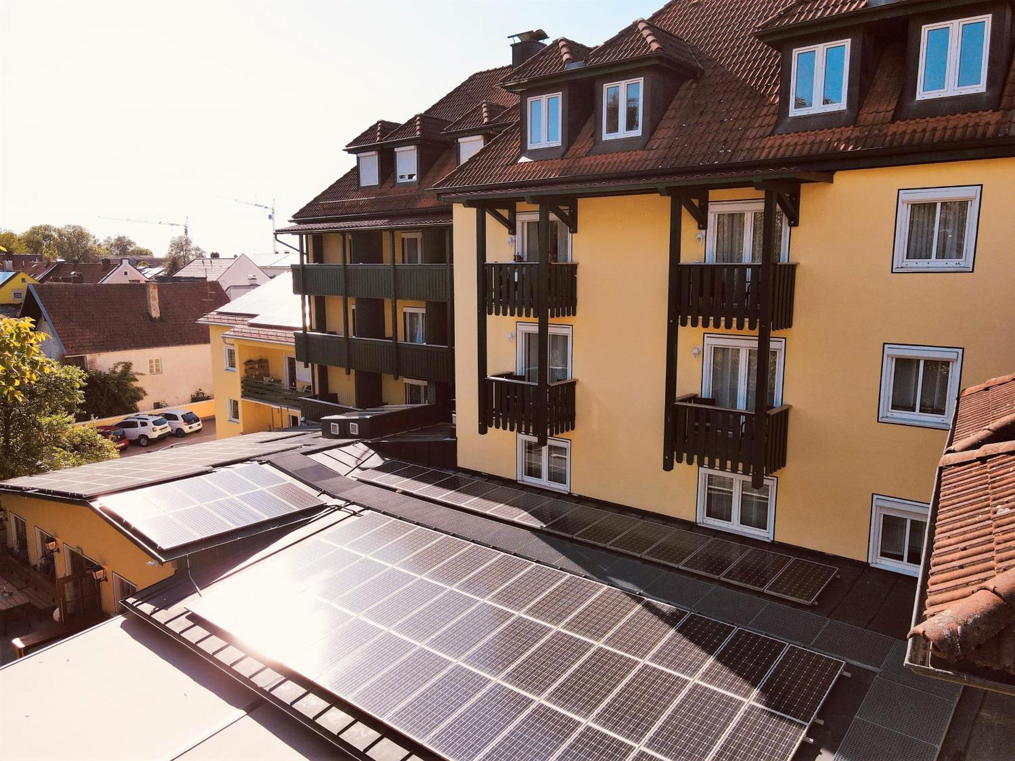 Hotel Zur Isar Plattling Buitenkant foto